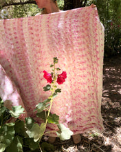 Load image into Gallery viewer, flower dyes: bundle dyeing + pounding - saturday july 10