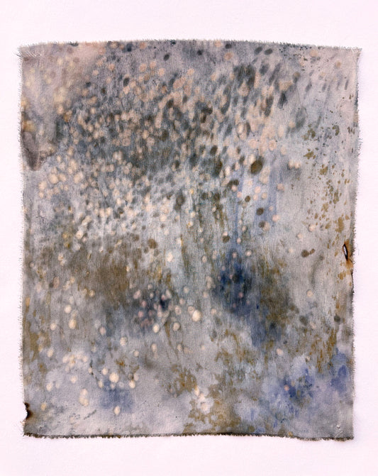 dew - naturally dyed textile