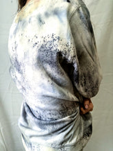 Load image into Gallery viewer, naturally dyed cotton sweatshirt