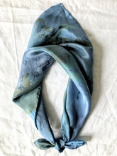 Load image into Gallery viewer, naturally dyed scarf - earth
