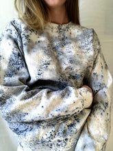 Load image into Gallery viewer, naturally dyed cotton sweatshirt