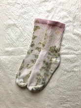 Load image into Gallery viewer, Botanical Dye Organic Cotton Socks - Rose Multi Fade - S