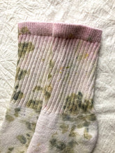 Load image into Gallery viewer, Botanical Dye Organic Cotton Socks - Rose Multi Fade - S