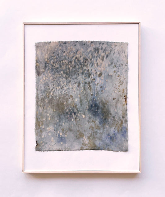 dew - naturally dyed textile