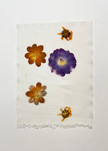 Load image into Gallery viewer, flower dyes: bundle dyeing + pounding - saturday july 10
